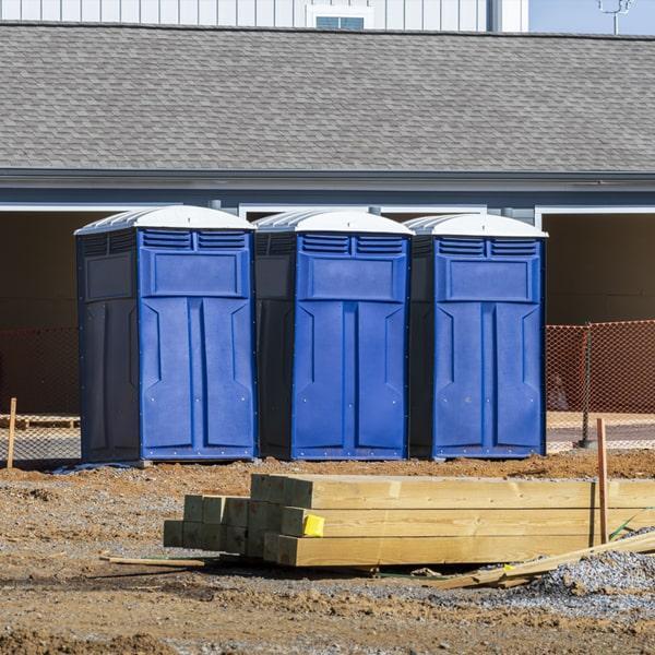 job site porta potties provides a self-contained water supply for all of our porta potties on construction sites